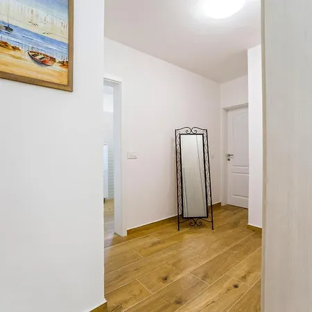 Holiday home Bianca - With Private Pool Privlaka (Zadar)