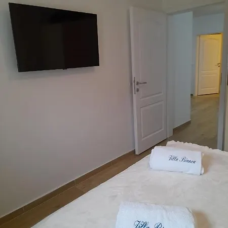 Holiday home Bianca - With Private Pool Privlaka (Zadar)